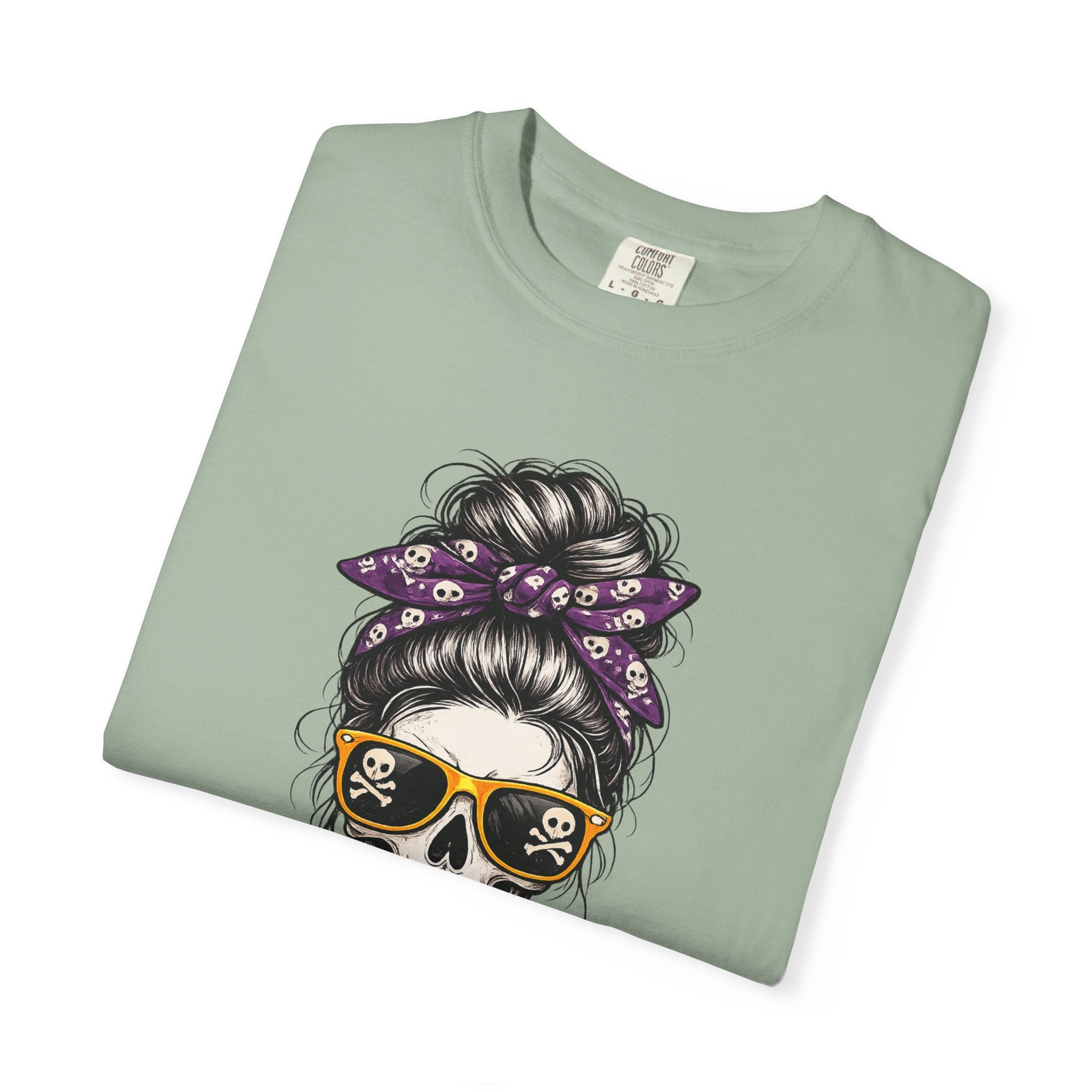 Momster Skull T-Shirt – Halloween Mom Graphic Tee