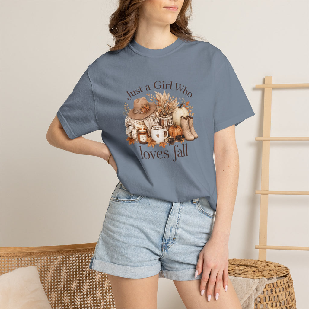 Fall Vibes Graphic Tee — "Just a Girl Who Loves Fall" Autumn Shirt