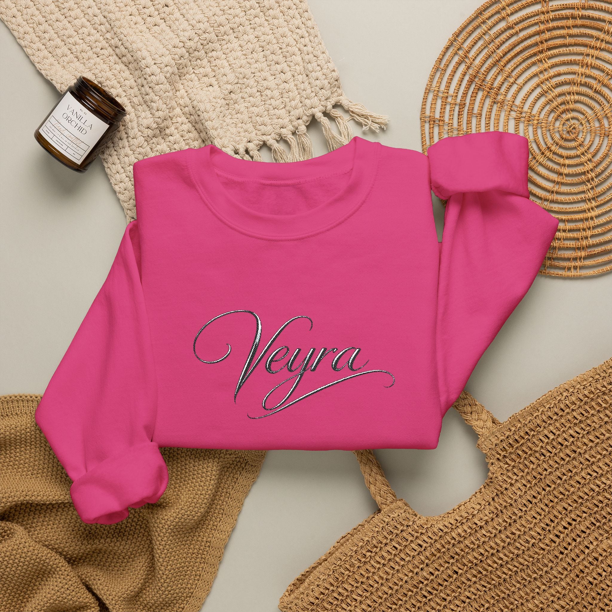Veyra Script Crewneck Sweatshirt — Elegant Handwritten Logo Pullover