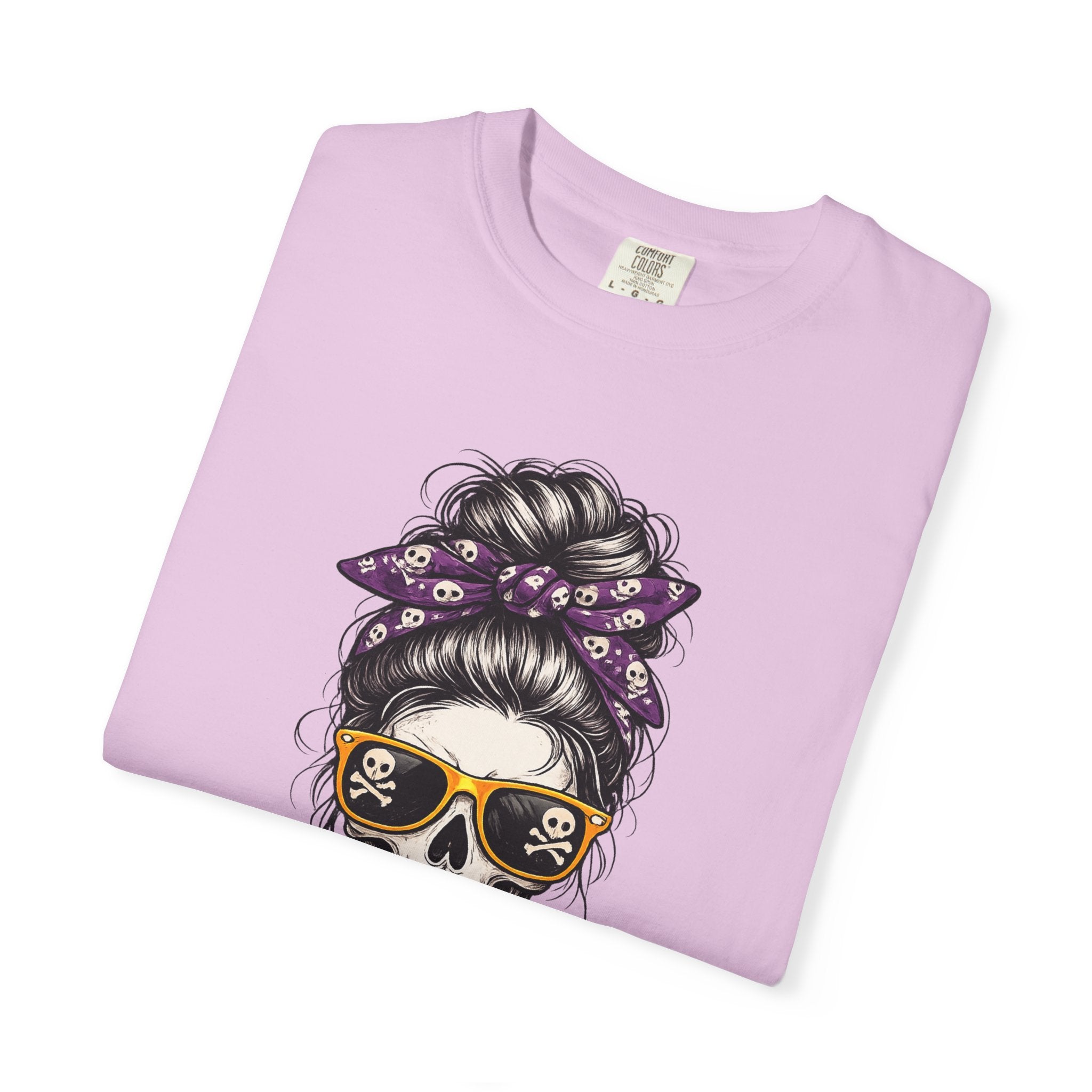 Momster Skull T-Shirt – Halloween Mom Graphic Tee