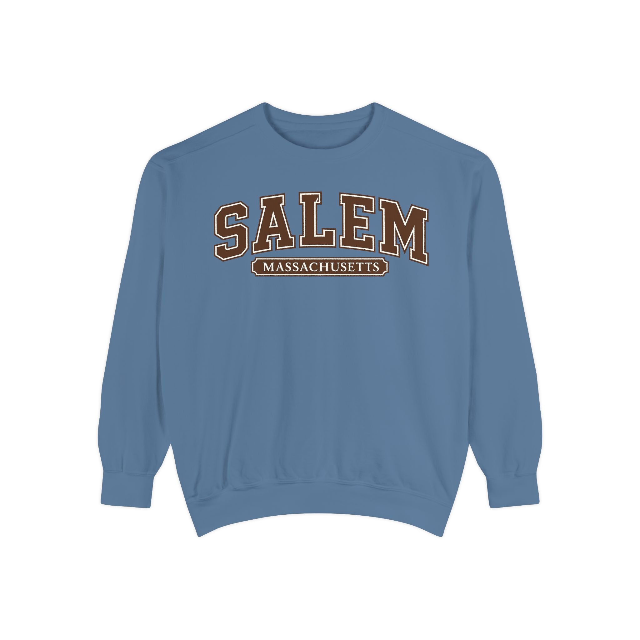Salem Massachusetts Vintage-Style Sweatshirt