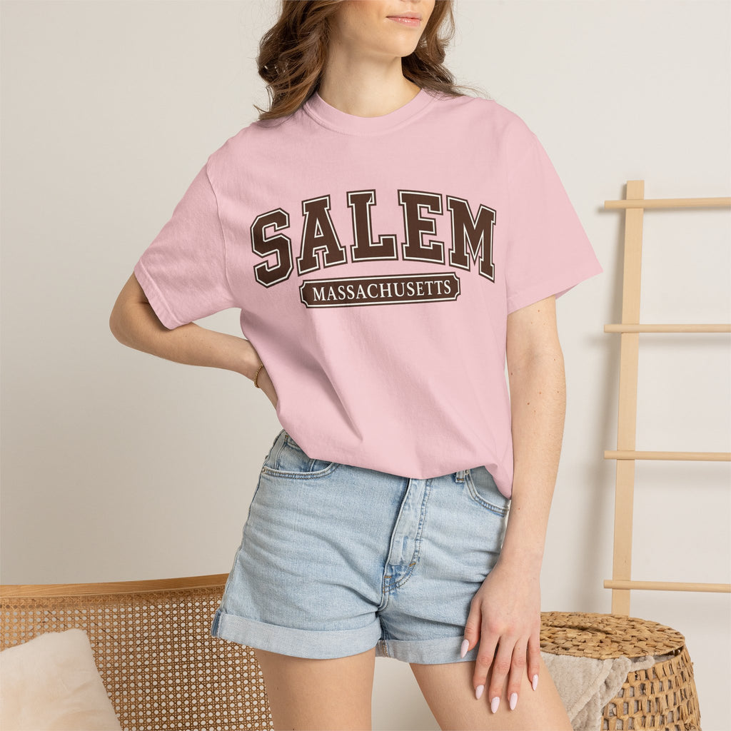 Salem Massachusetts Vintage Collegiate T-Shirt