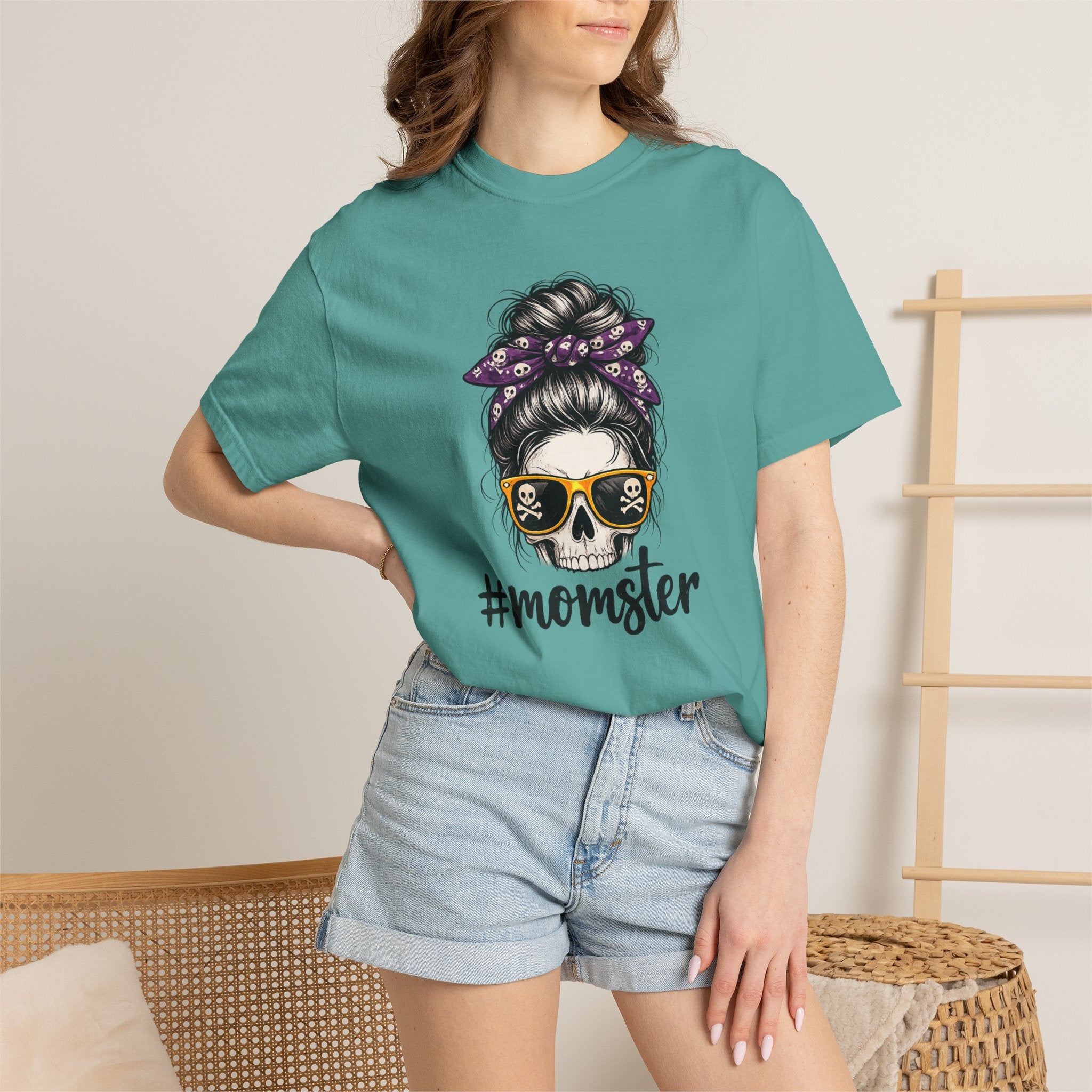 Momster Skull T-Shirt – Halloween Mom Graphic Tee