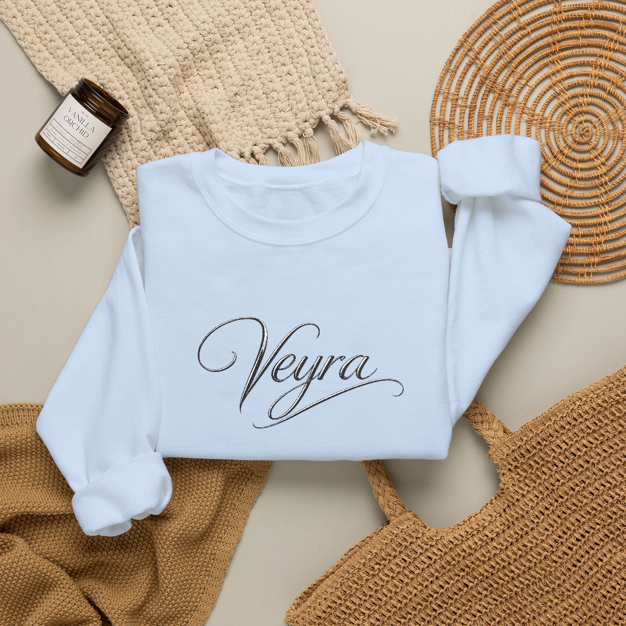 Veyra Script Crewneck Sweatshirt — Elegant Handwritten Logo Pullover