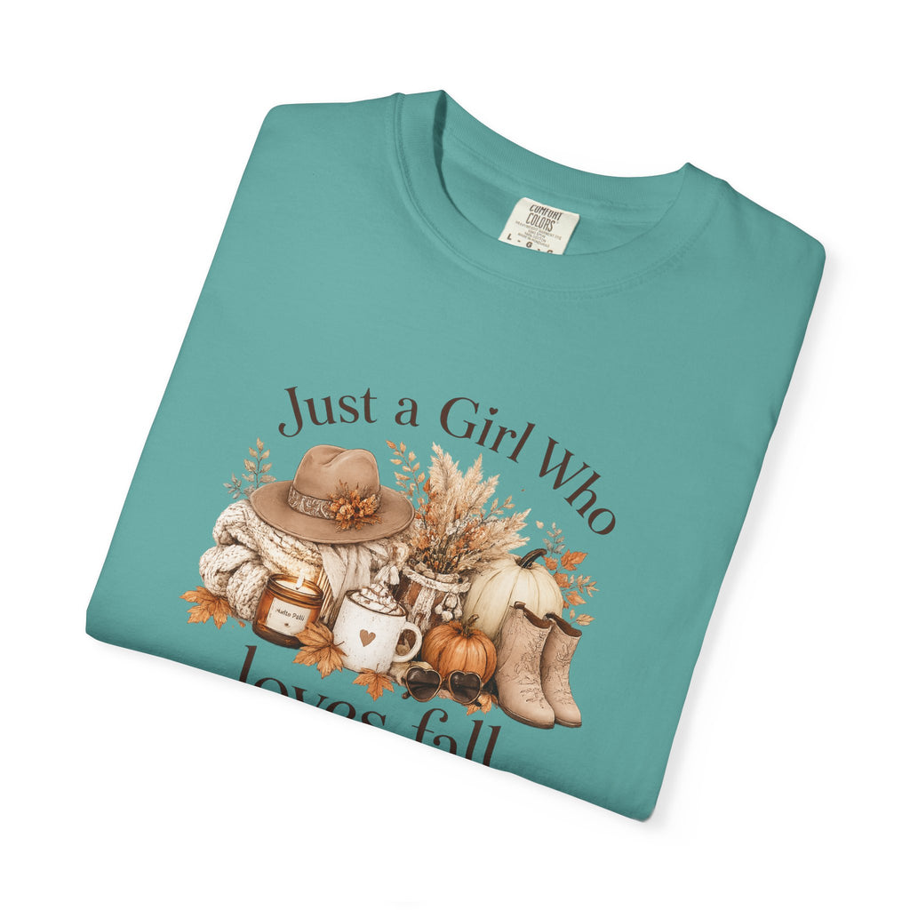 Fall Vibes Graphic Tee — "Just a Girl Who Loves Fall" Autumn Shirt