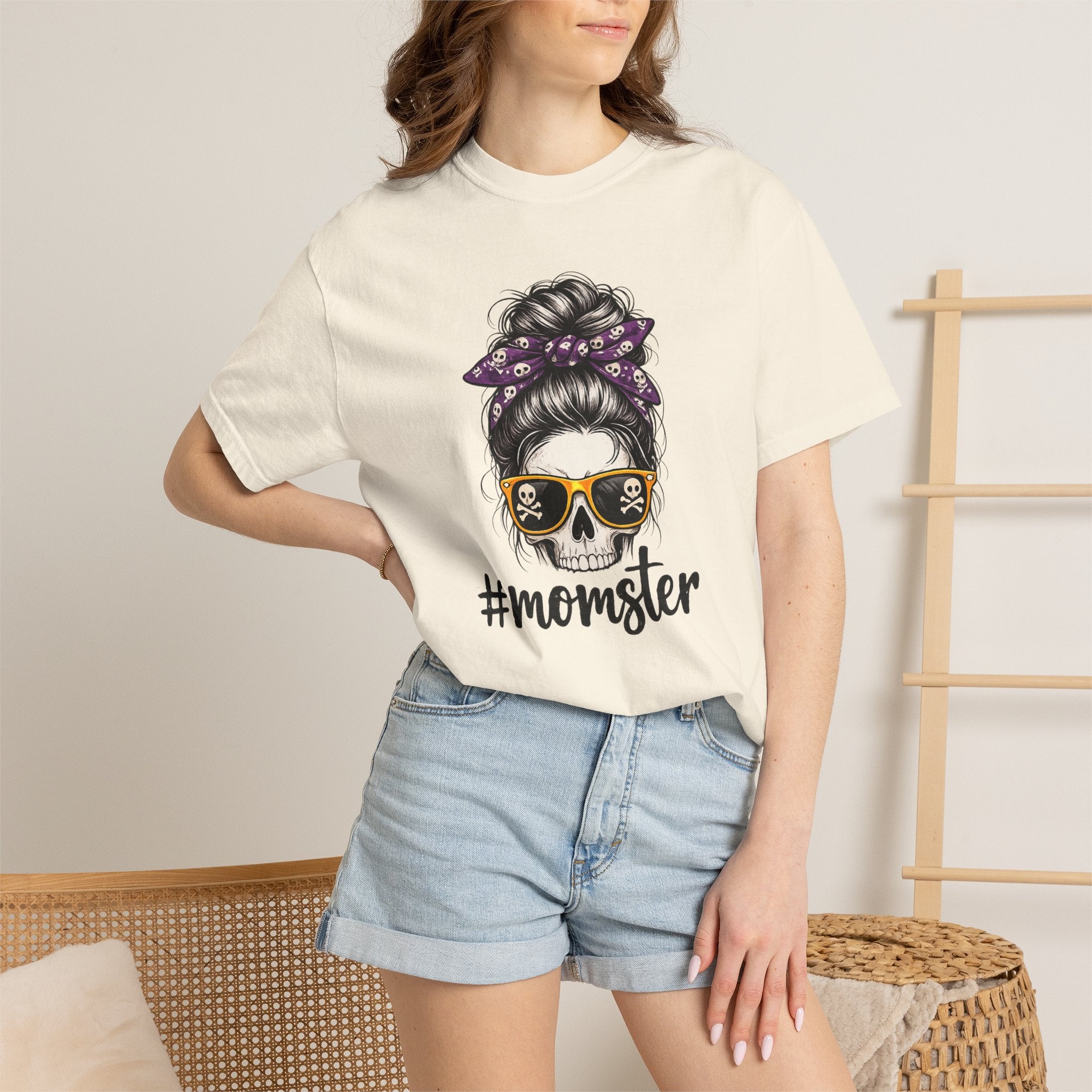 Momster Skull T-Shirt – Halloween Mom Graphic Tee
