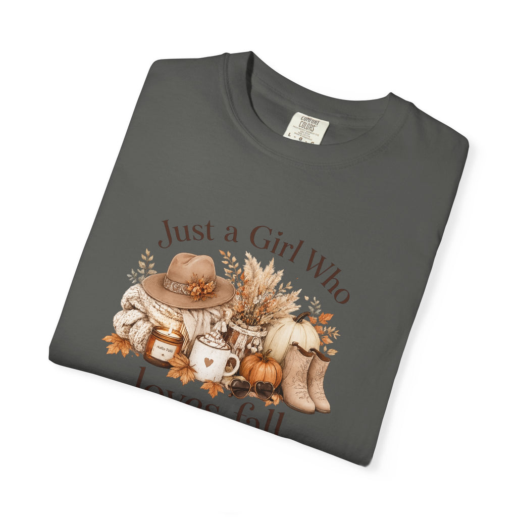 Fall Vibes Graphic Tee — "Just a Girl Who Loves Fall" Autumn Shirt
