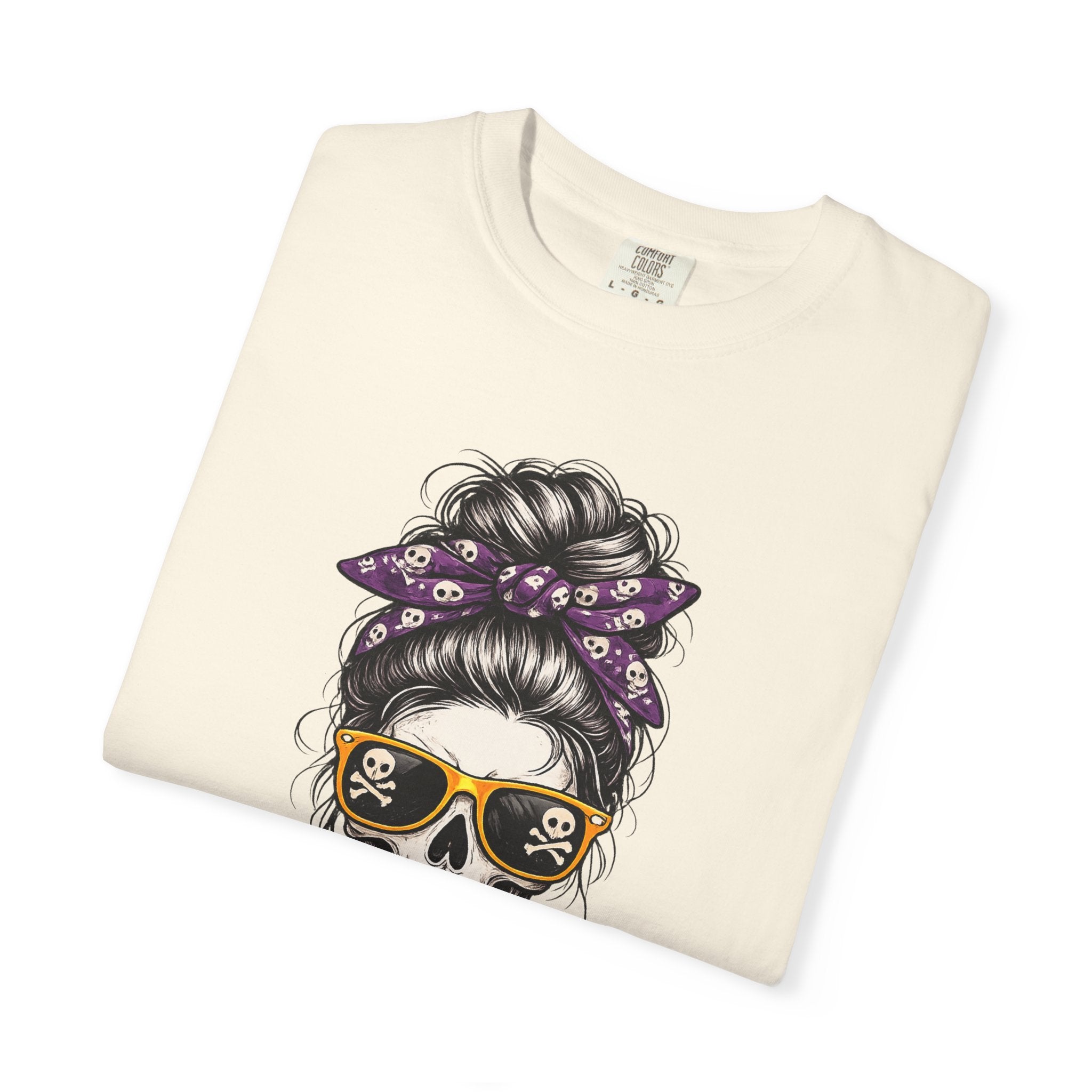 Momster Skull T-Shirt – Halloween Mom Graphic Tee